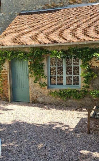 Gite L'Annexe Du Prieure Besson エクステリア 写真